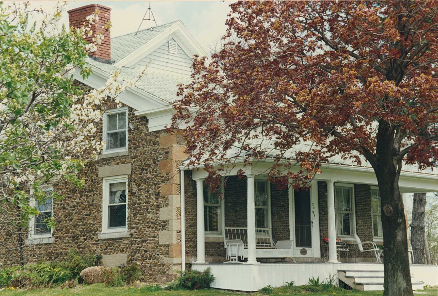 Por-2 2493 Youngstown-Wilson Rd 1